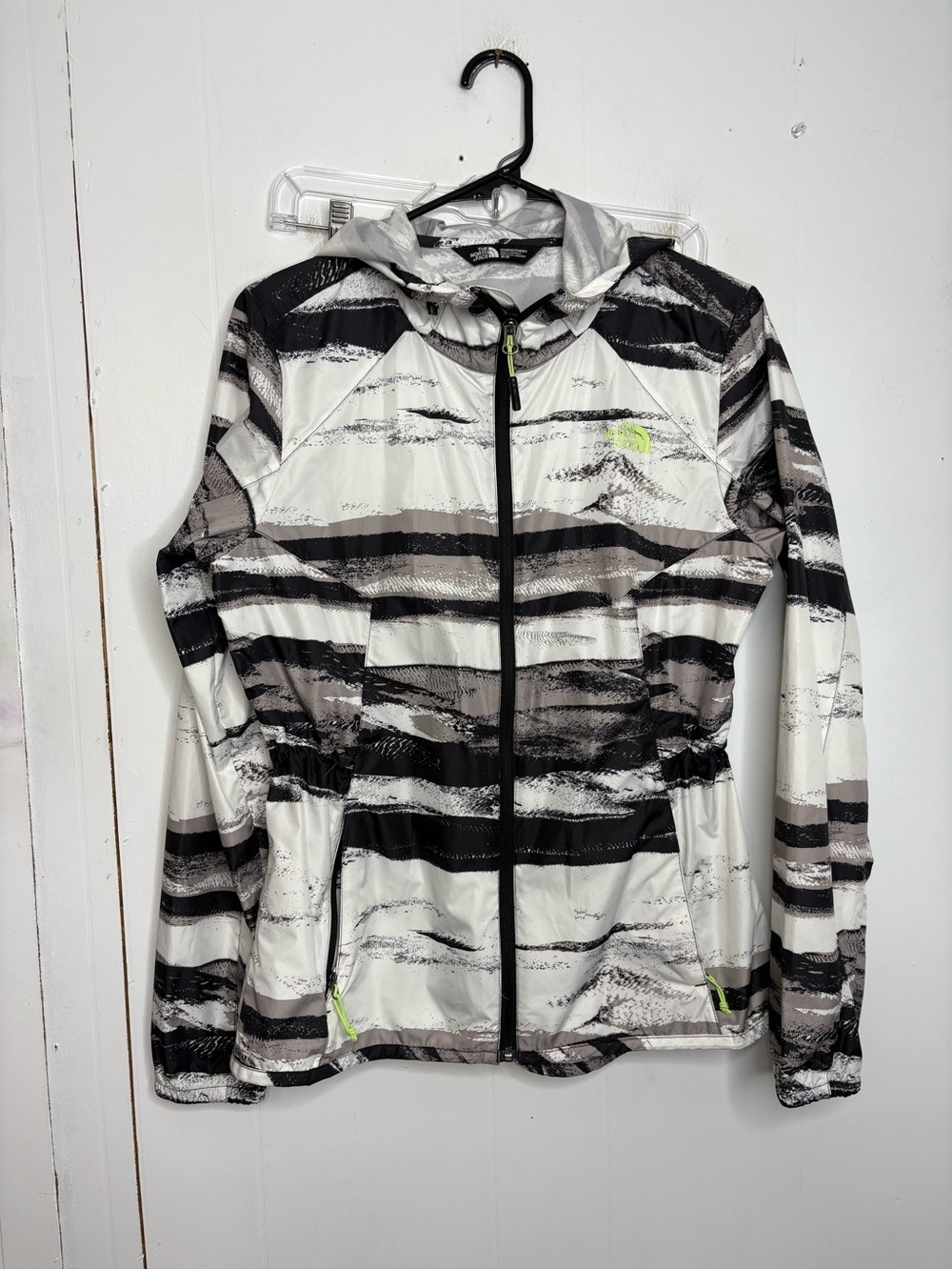 North Face Jacket Womens Medium Windwall Lightweight Windbreaker Anorak Hooded